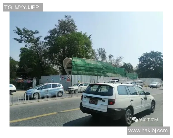 缅甸仰光联迎战老挝丰田展开激烈较量期待精彩比赛瞬间